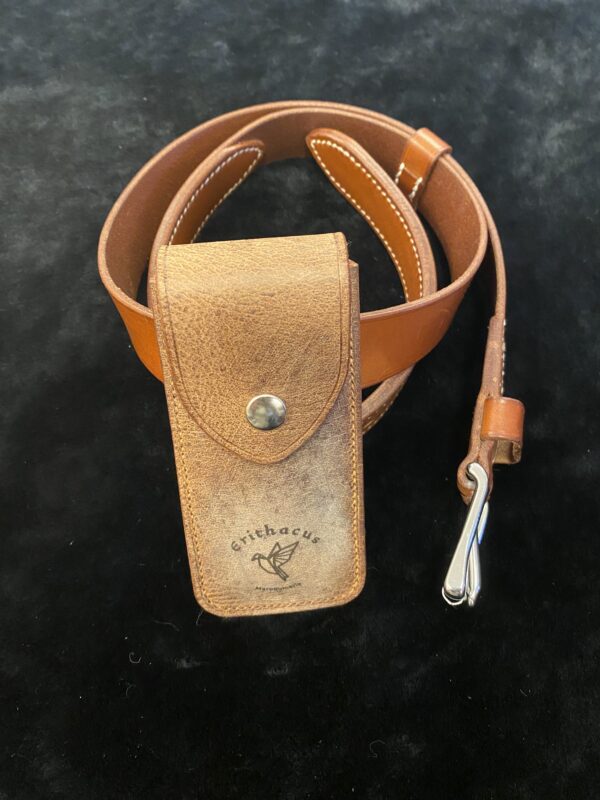 Étui à Couteau en Cuir de Vache Cousu Main